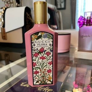 🩷Brand New🩷 Gucci Flora Perfume